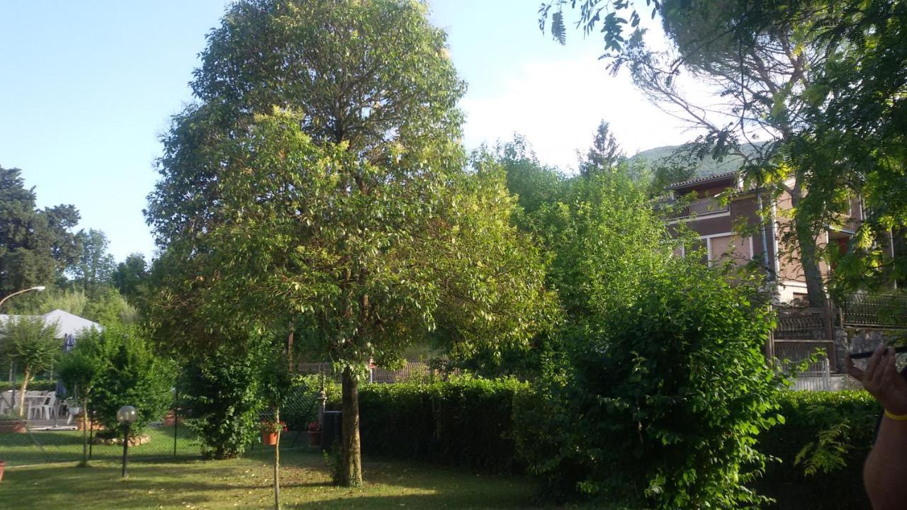 Hotel Le Vigne Contigliano Екстериор снимка