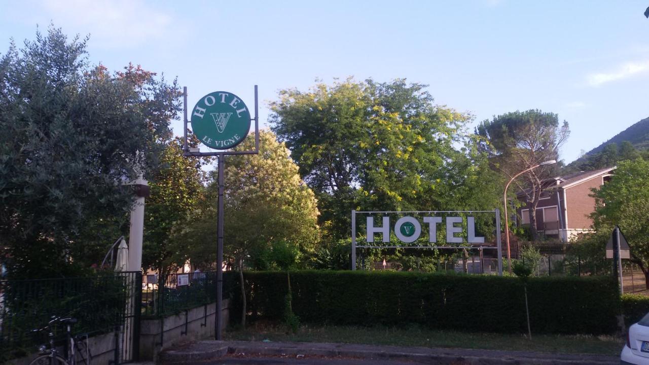 Hotel Le Vigne Contigliano Екстериор снимка